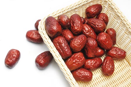 冬季我們應(yīng)該吃些什么樣的水果才好 冬季我們應(yīng)該吃些什么樣的水果才好