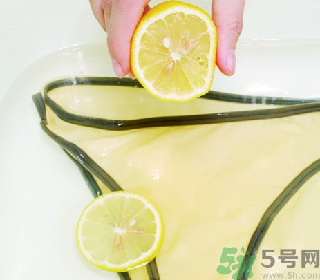 生理期內褲床單上有血跡怎么清洗的小妙招 生理期內褲床單上有血跡怎么清洗的小妙招