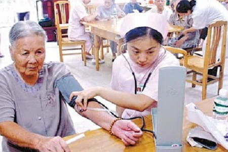 老年人貧血怎么辦?吃什么補(bǔ)血最快 老年人貧血怎么辦?吃什么補(bǔ)血最快