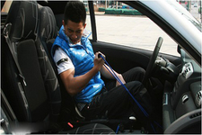 開車上班族車內(nèi)健身操的動(dòng)作方法 開車上班族車內(nèi)健身操的動(dòng)作方法