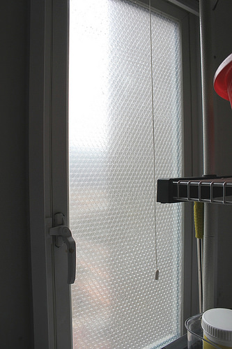 墻壁上的霉斑怎么去除 墻壁上的霉斑怎么去除