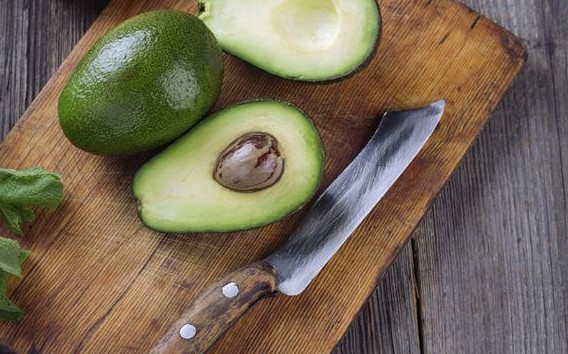 吃不完的米飯怎么保存 ?酪梨培根拌飯做法 吃不完的米飯怎么保存 ?酪梨培根拌飯做法