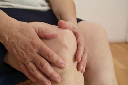 老人膝蓋無力怎么辦?3招預(yù)防退化性關(guān)節(jié)炎 老人膝蓋無力怎么辦?3招預(yù)防退化性關(guān)節(jié)炎