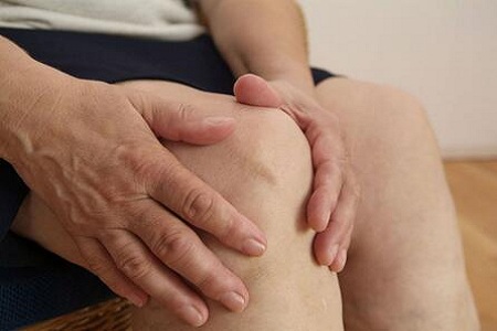 痛風的病因是什么?錯當腳扭關節(jié)反覆腫痛