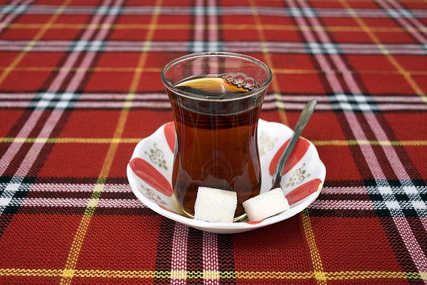 鹽紅茶有什么功效 緩解喉嚨痛 鹽紅茶有什么功效 緩解喉嚨痛