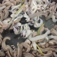 墨魚(yú)豬肚湯的功效作用?怎么制作? 墨魚(yú)豬肚湯的功效作用?怎么制作?