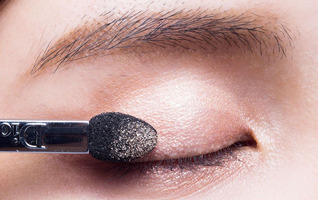 桃花妝畫(huà)法步驟