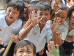 如何鼓勵(lì)孩子拉近與孩子的距離.png 如何鼓勵(lì)孩子拉近與孩子的距離.png