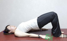 如何預(yù)防產(chǎn)前下背痛生產(chǎn)前后3招緩解.png 如何預(yù)防產(chǎn)前下背痛生產(chǎn)前后3招緩解.png