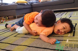 孩子睡眠不足真的會(huì)變笨變胖嗎.png 孩子睡眠不足真的會(huì)變笨變胖嗎.png