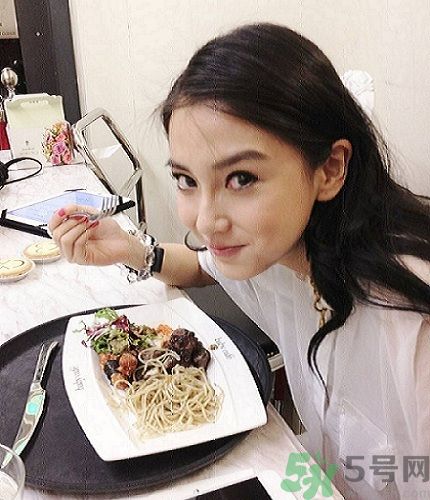 青春期里吃貨都是胖子?原來是這樣的 青春期里吃貨都是胖子?原來是這樣的