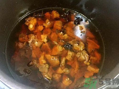 西紅柿燉牛肉怎么做?西紅柿燉牛肉的家常做法 西紅柿燉牛肉怎么做?西紅柿燉牛肉的家常做法