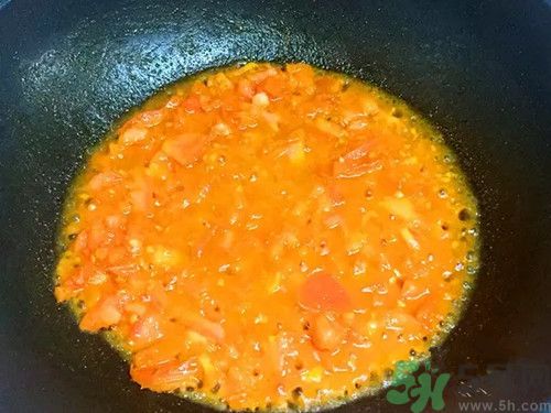 西紅柿燉牛肉怎么做?西紅柿燉牛肉的家常做法 西紅柿燉牛肉怎么做?西紅柿燉牛肉的家常做法