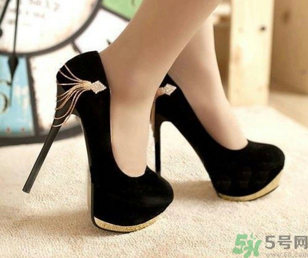 減重其實(shí)很容易 可以在車上偷偷做的簡單運(yùn)動 減重其實(shí)很容易 可以在車上偷偷做的簡單運(yùn)動