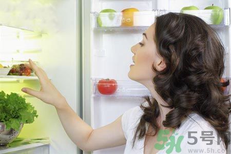 食物方冰箱也能發(fā)霉?冰箱不是萬能的真空抗氧才保鮮 食物方冰箱也能發(fā)霉?冰箱不是萬能的真空抗氧才保鮮