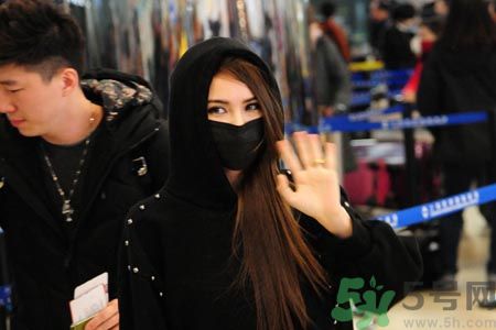 魏晨請(qǐng)昆凌母女吃飯稱贊周董女兒乖巧 魏晨請(qǐng)昆凌母女吃飯稱贊周董女兒乖巧