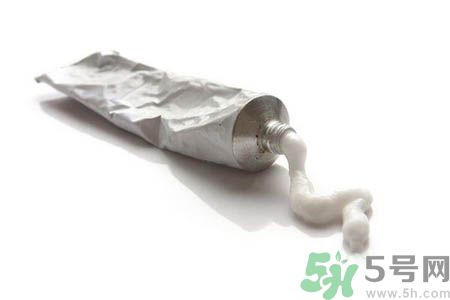 屁股上長(zhǎng)痘痘了怎么辦?屁股上長(zhǎng)痘痘怎么治療? 屁股上長(zhǎng)痘痘了怎么辦?屁股上長(zhǎng)痘痘怎么治療?