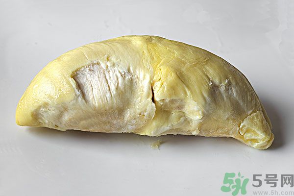 女子安檢口吃十斤榴蓮 為什么榴蓮吃完會流鼻血？