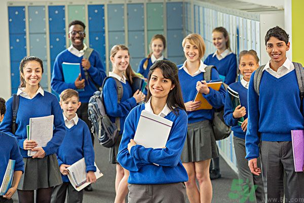 14歲男生怎樣變帥？我14歲怎么讓自己變帥？