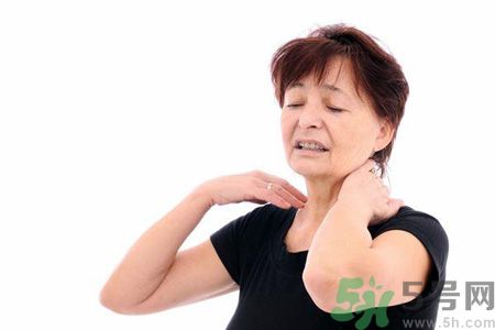 關(guān)節(jié)炎痛疼怎么辦?改善關(guān)節(jié)炎的3招方法 關(guān)節(jié)炎痛疼怎么辦?改善關(guān)節(jié)炎的3招方法