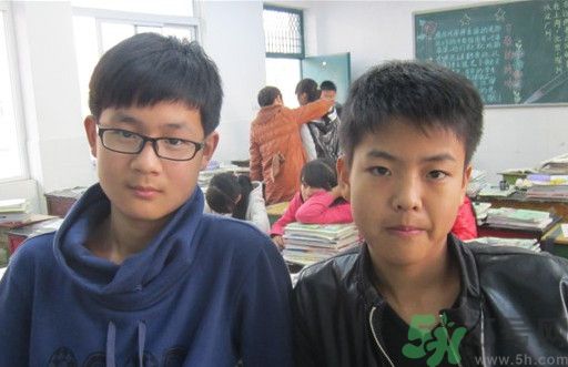 我13歲有點色怎么辦？我13歲有點色正不正常？