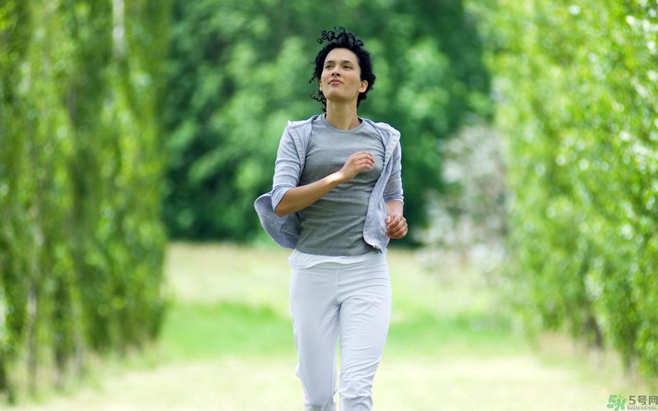 22歲以后還能長(zhǎng)高嗎？想長(zhǎng)高怎么辦？