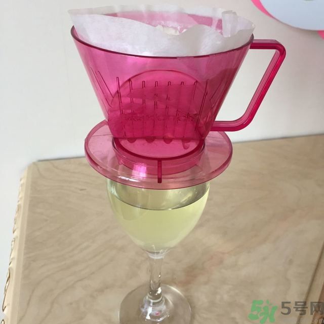 發(fā)現(xiàn)變美的方式?使用優(yōu)格中的乳清美容法 發(fā)現(xiàn)變美的方式?使用優(yōu)格中的乳清美容法