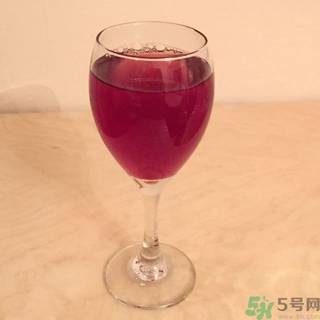 發(fā)現(xiàn)變美的方式?使用優(yōu)格中的乳清美容法 發(fā)現(xiàn)變美的方式?使用優(yōu)格中的乳清美容法