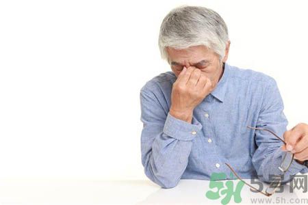 白內(nèi)障可以治愈嗎？白內(nèi)障癥狀有哪些？