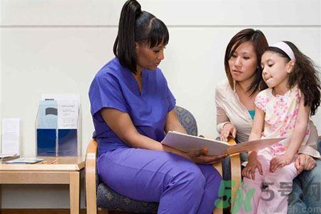 口吃是結(jié)巴嗎？口吃怎么辦能矯正嗎？