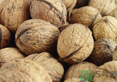 吃核桃頭發(fā)會(huì)變黑嗎?吃核桃頭發(fā)長(zhǎng)得快嗎?.png 吃核桃頭發(fā)會(huì)變黑嗎?吃核桃頭發(fā)長(zhǎng)得快嗎?.png