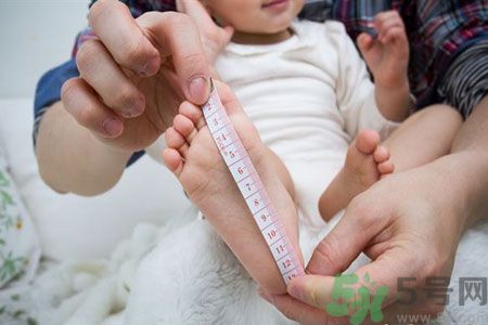 寶寶第一雙鞋有啥講究？寶寶學步鞋怎么選