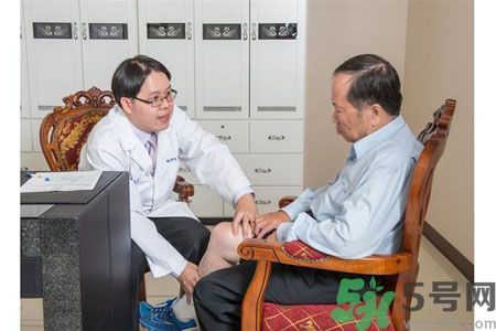 膝蓋痛怎么辦？膝蓋痛如何治療好？