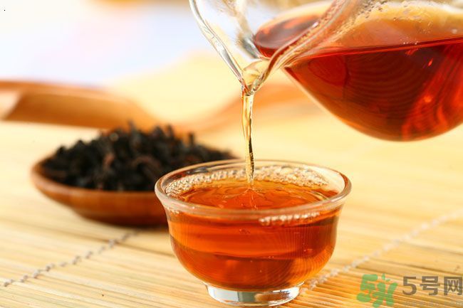 春天喝紅茶好不好？春天喝紅茶還是喝綠茶好呢？