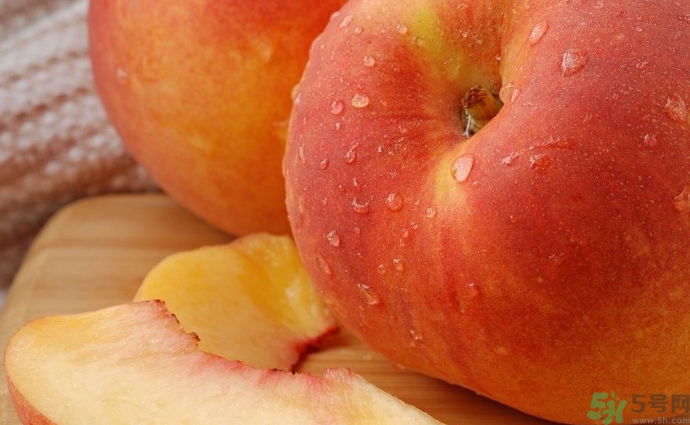 蘋果有什么好處？蘋果應(yīng)該怎么吃？