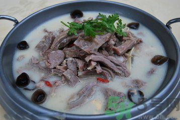 春天可以吃羊肉嗎？吃羊肉有哪些禁忌？