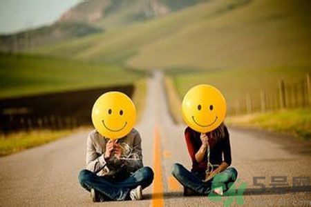 男生喜歡什么樣的女生？男生喜歡女生的表現(xiàn)有哪些？