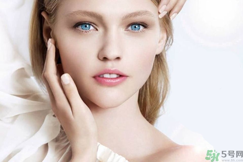 晚上怎樣護(hù)膚才是最好？晚上護(hù)膚的步驟有哪些?