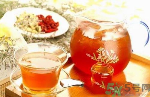 春天喝菊花茶好嗎？女性春天喝什么茶最好？