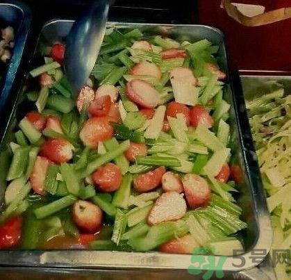 西芹炒草莓的做法大全 西芹炒草莓能吃嗎？