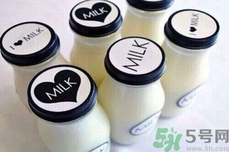 牛奶那個牌子好？牛奶可以加熱嗎？