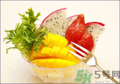 剖腹產(chǎn)后能吃蘋果嗎？剖腹產(chǎn)后能吃什么水果？