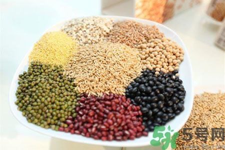 半夜腳抽筋是什么原因？半夜腳抽筋怎么緩解痛疼？