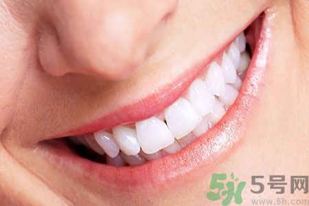 牙齒有黃斑怎么辦？牙齒有黃斑怎么去除？
