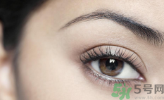 哭多了會(huì)變成雙眼皮嗎?為什么哭多了會(huì)變成雙眼皮?.png 哭多了會(huì)變成雙眼皮嗎?為什么哭多了會(huì)變成雙眼皮?.png