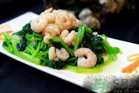 菠菜可以喝豆腐一起吃嗎？菠菜可以喝蝦一起吃嗎？