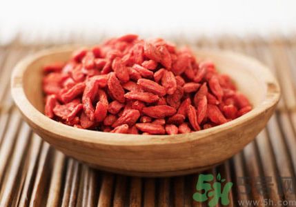 吃枸杞能治體虛嗎？怎么正確吃枸杞？