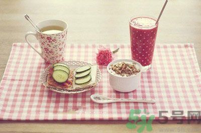 不吃早餐會(huì)怎樣？不吃早餐對(duì)身體有什么害處？