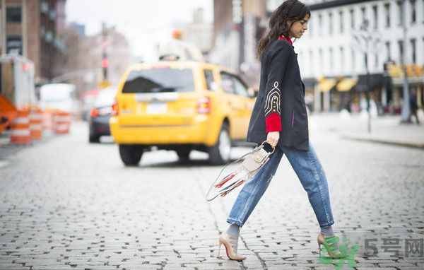 新春九分褲搭高跟鞋 氣質(zhì)韻味趕超女神！