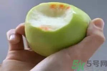 牙齦出血是怎么回事？牙齦出血怎么辦？